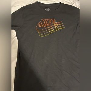 Nike T-shirt